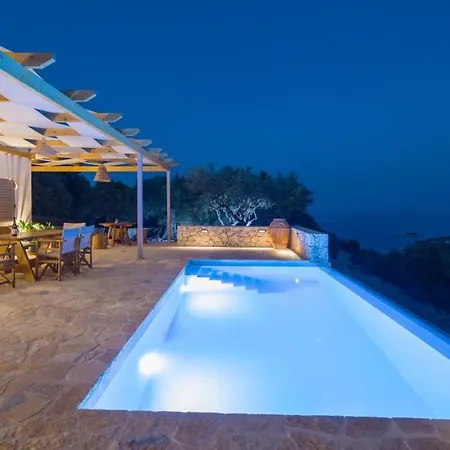 Villa Seva Sea View - Perfect For Romantic Getaways With Pool And Sunrise & Sea Views By Mana Gers