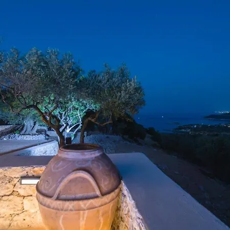 Villa Seva Sea View - Perfect For Romantic Getaways With Pool And Sunrise & Sea Views By Mana Gers *