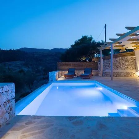 Seva Sea View - Perfect For Romantic Getaways With Pool And Sunrise & Sea Views By Mana Gers Villa