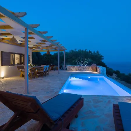 Seva Sea View - Perfect For Romantic Getaways With Pool And Sunrise & Sea Views By Mana Gers Villa *